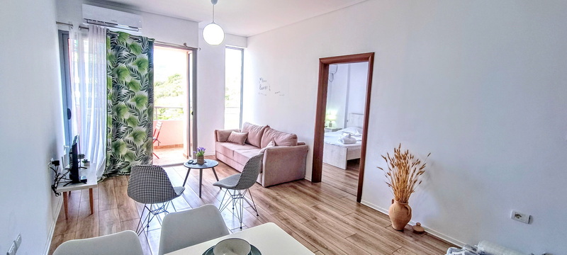 Sea view apartment for sale in Vlora lungomare.