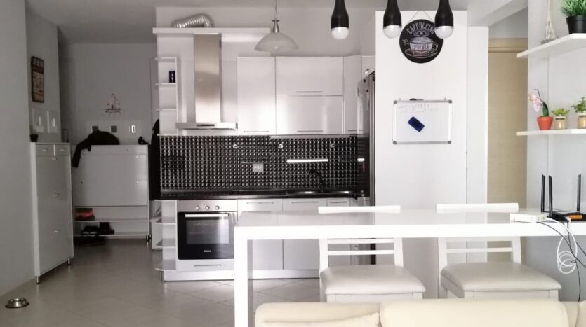 Apartment for sale in Vlora on the promenade.