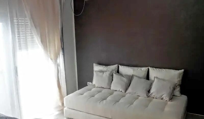 Studio apartment for sale in Vlora Lungomare