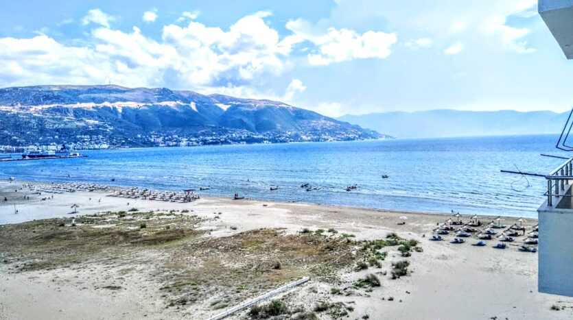 Apartment for sale in Vlora beachfront