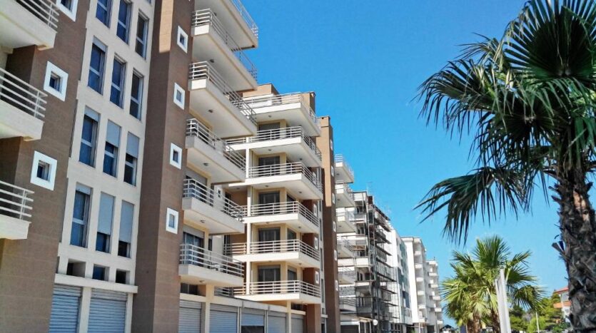 Shop for sale in Vlora in a beachfront building