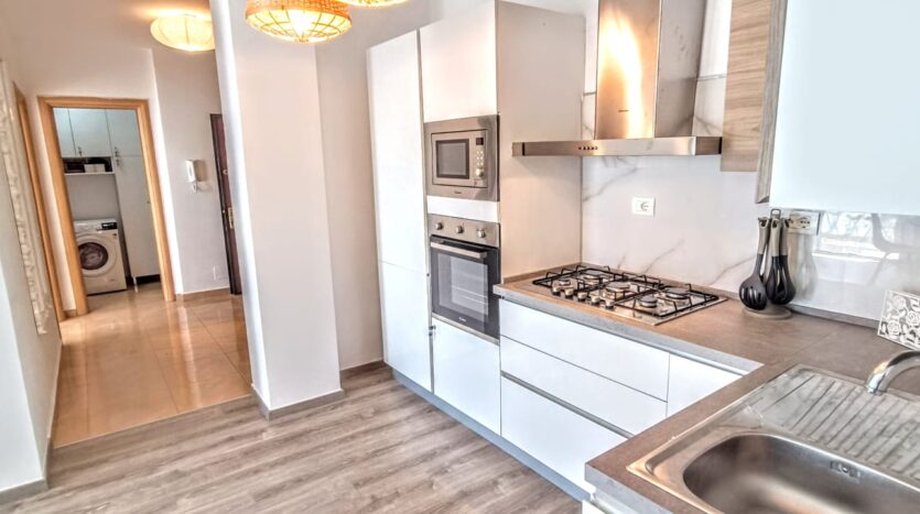 Apartment in Vlora on the beach.