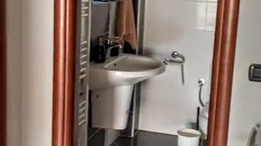 Beachfront apartment for sale in Saranda