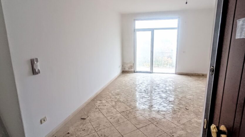 Beach studio apartments for sale in Vlora