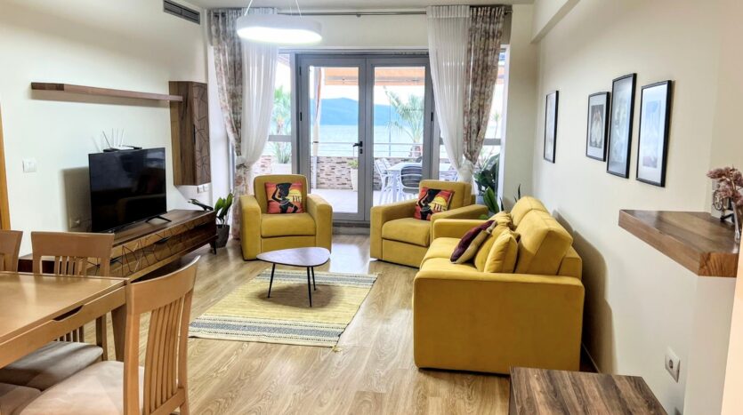 Apartment in Vlora with spacious terrace.