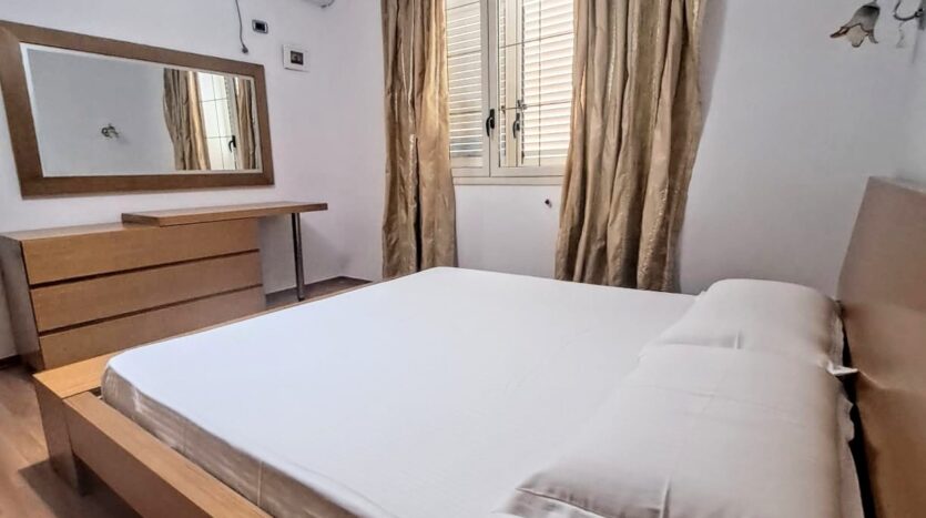 Four bedroom apartment for rent in Vlora