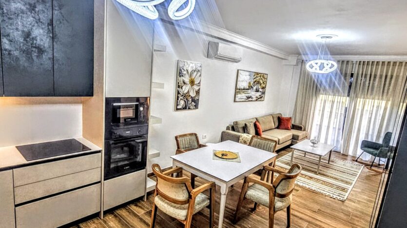 Rent two bedroom apartment in Vlora
