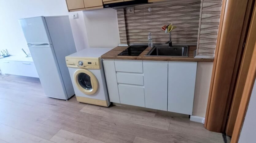 Sea view studio apartment for sale in Vlora