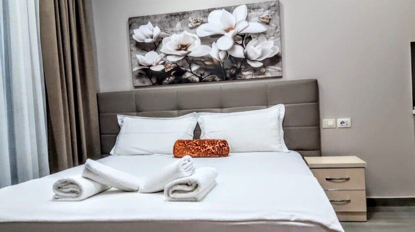 Studio apartment for sale in Vlora promenade